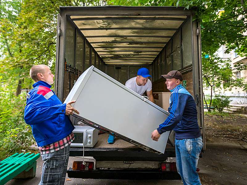 Заказать отдельный автомобиль для транспортировки личныx вещей : Холодильник двухкамерный, Детская коляска, Сумка с вещами из Ефремова в Волгоград