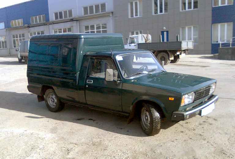 Заказать грузовую машину для отправки мебели : стол и 4 стула по Нижнему Новгороду
