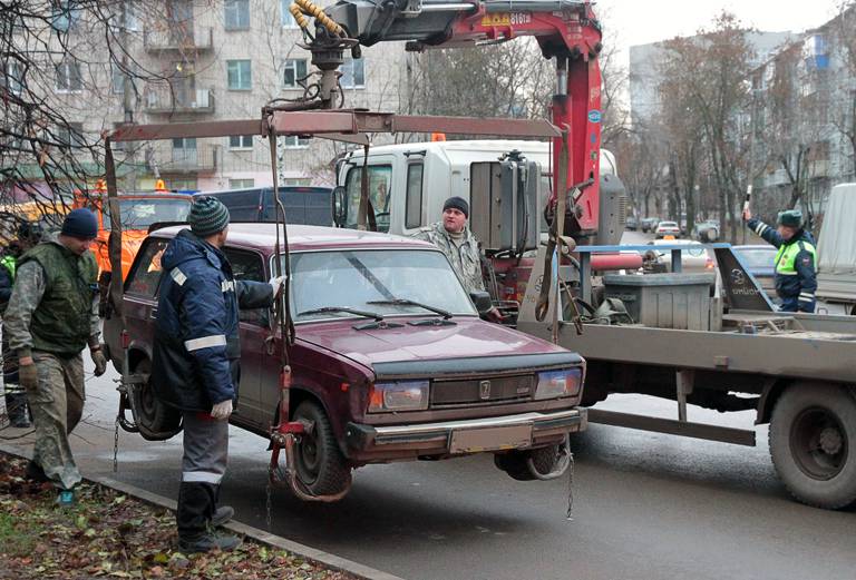 Эвакуатор для автомобиля из Городца в Санкт-Петербург